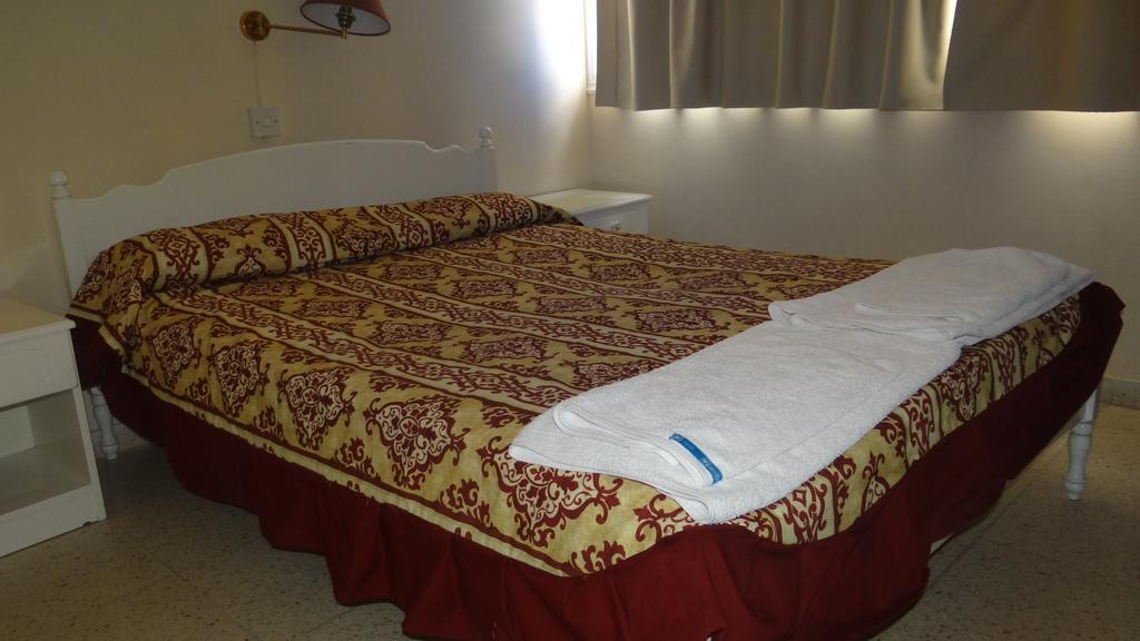 בורוקליני Klashiana Hotel Apartments מראה חיצוני תמונה